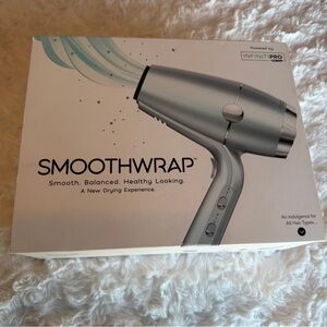 INFINITIPRO by Conair SmoothWrap Hair Dryer - Sleek Silver